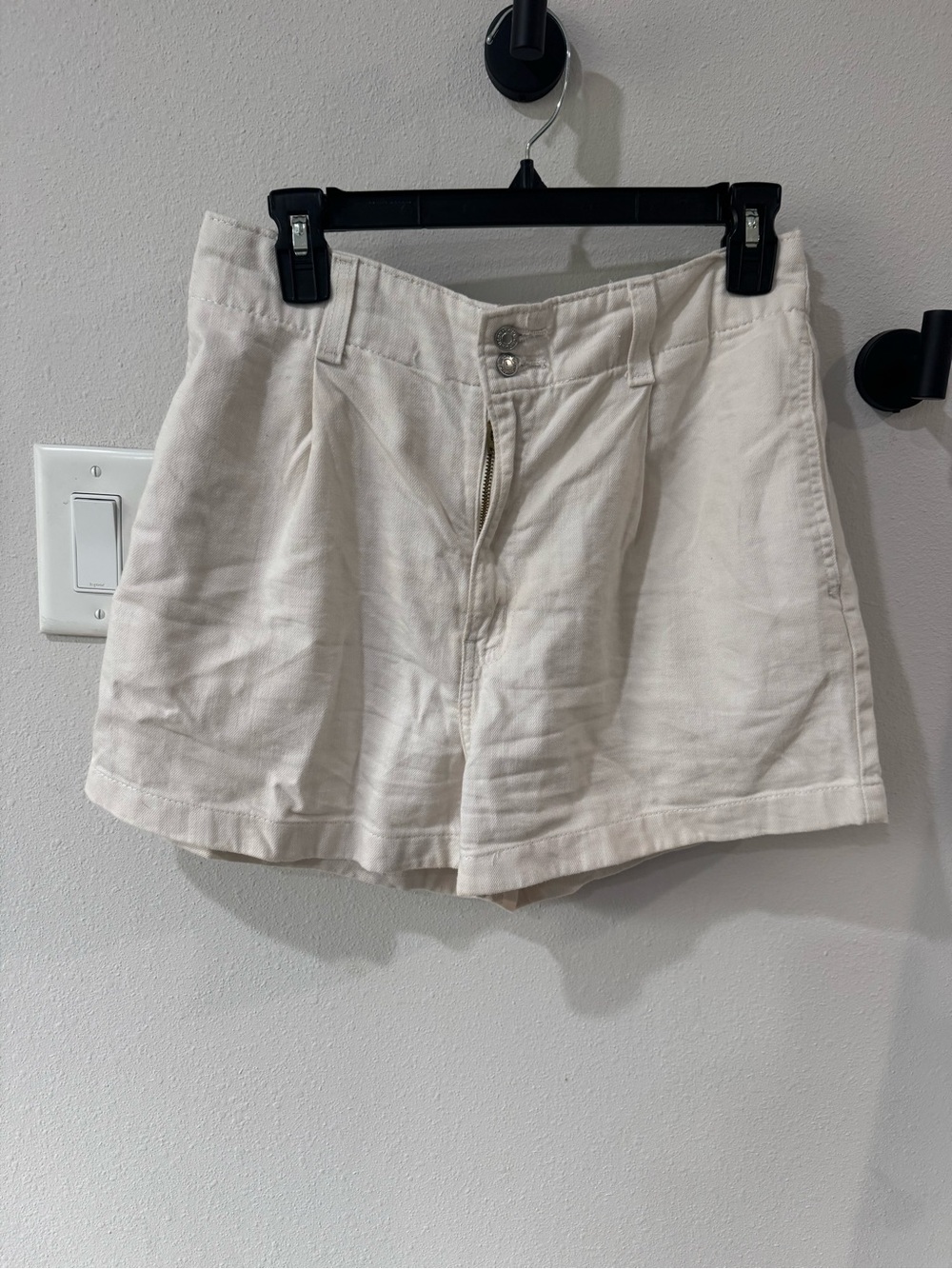Denizen from Levi's loose a-line white short